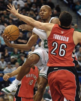 东队注入了 东队注入了