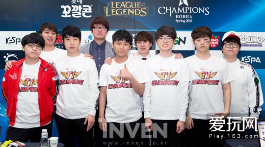 工作的老师 工作的老师